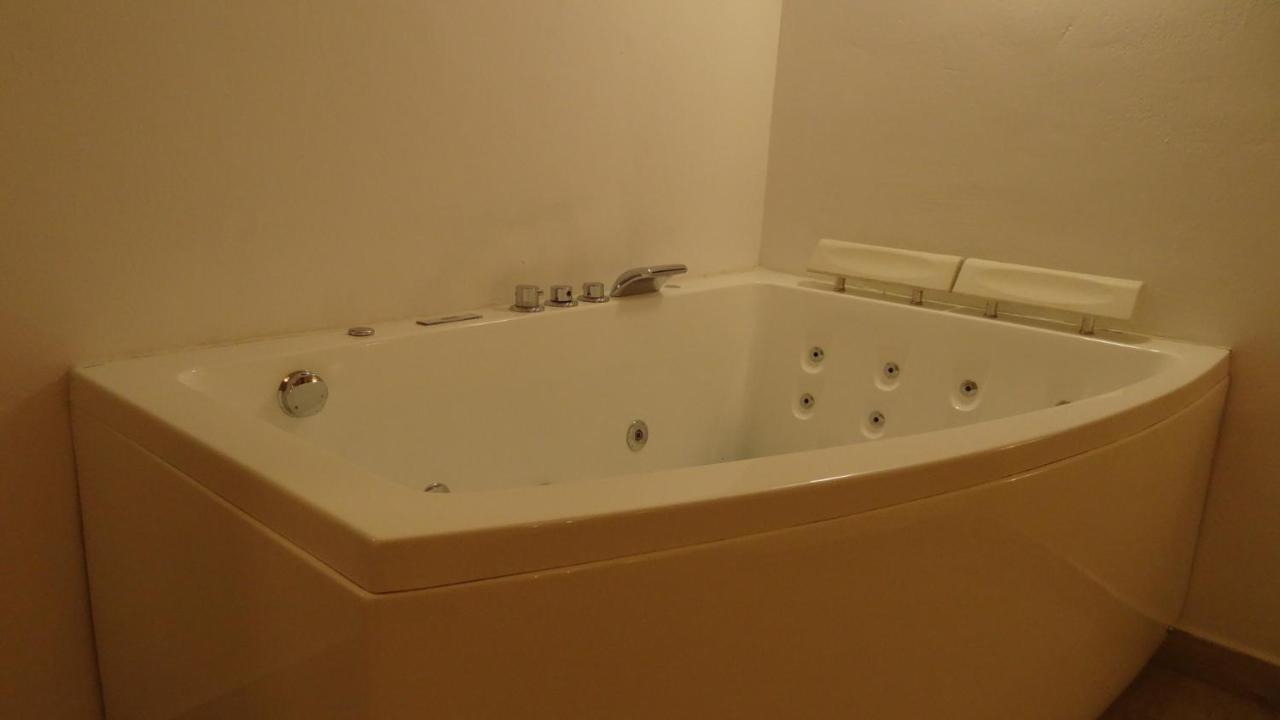 Cozy Rooms 67 Valencia Bagian luar foto