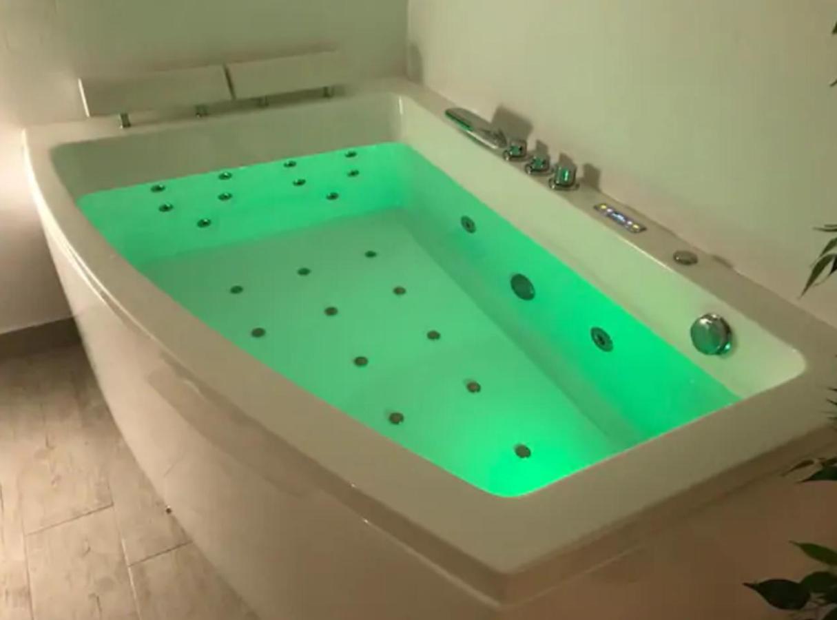 Cozy Rooms 67 Valencia Bagian luar foto